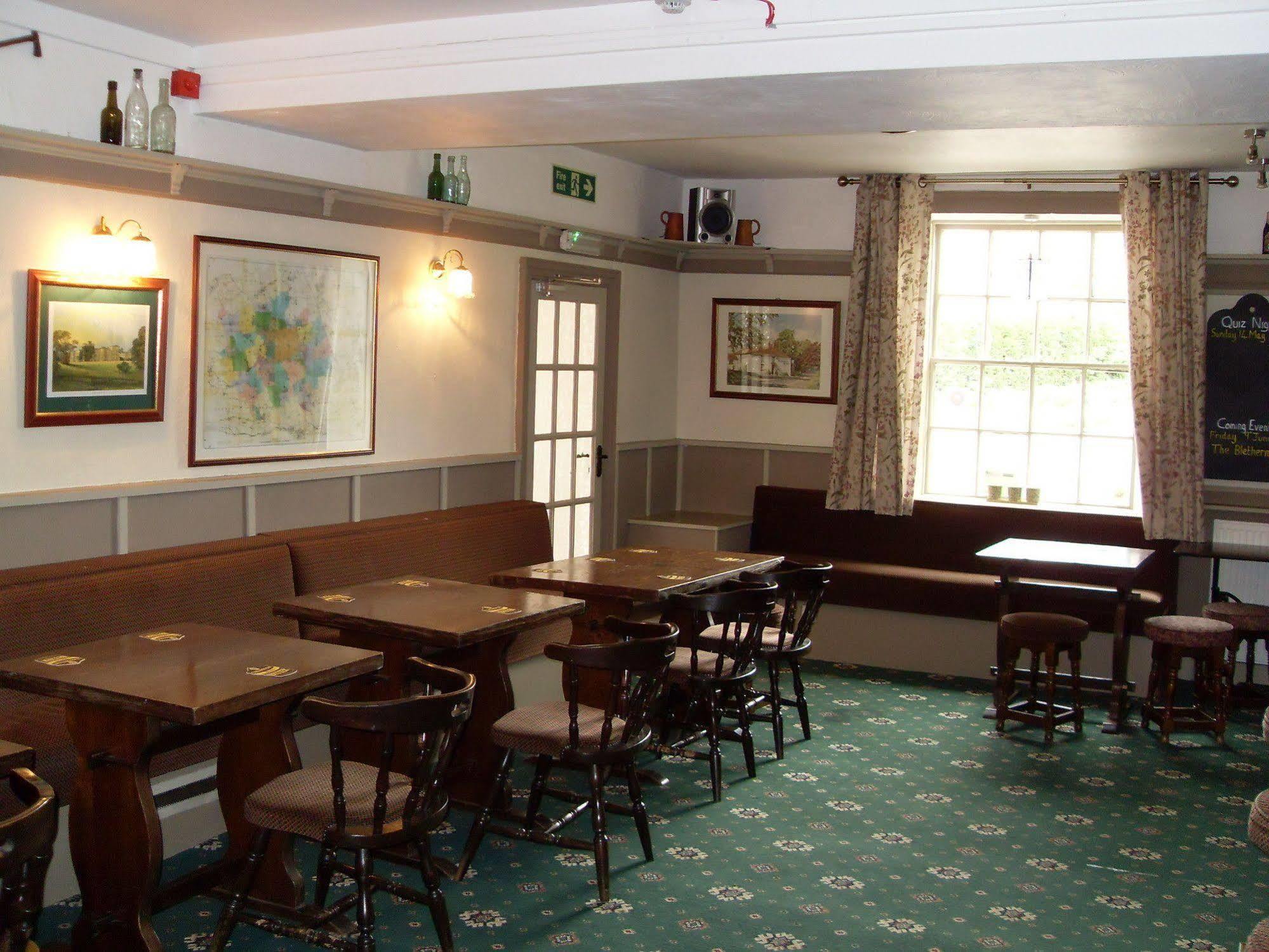 The Greyhound Inn Bedale Exterior photo