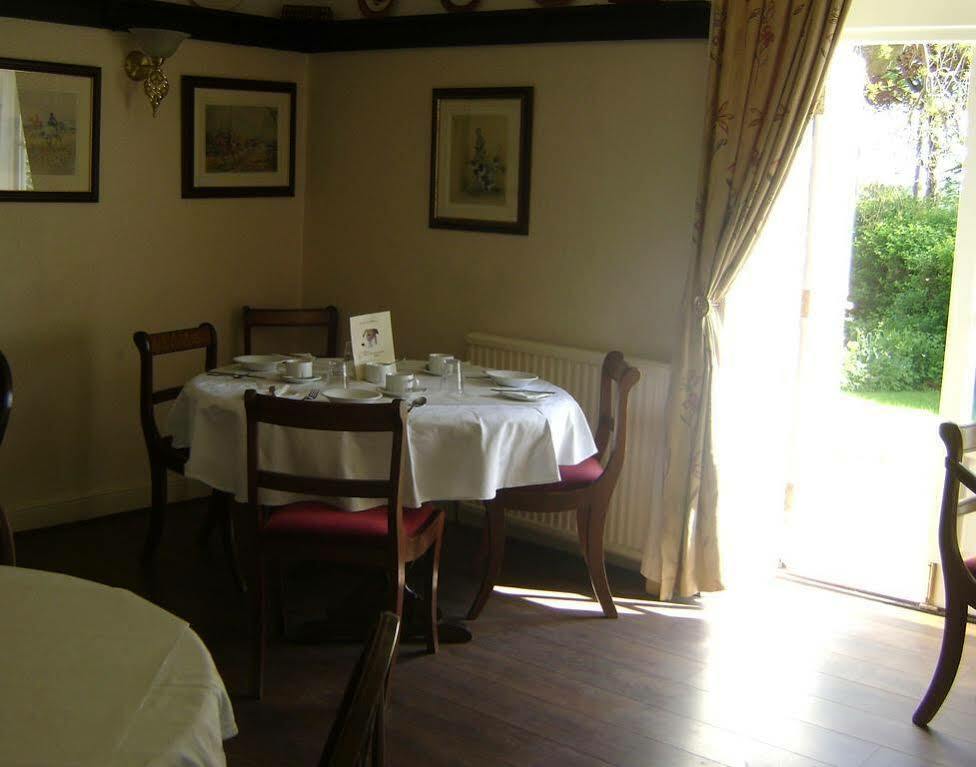 The Greyhound Inn Bedale Exterior photo
